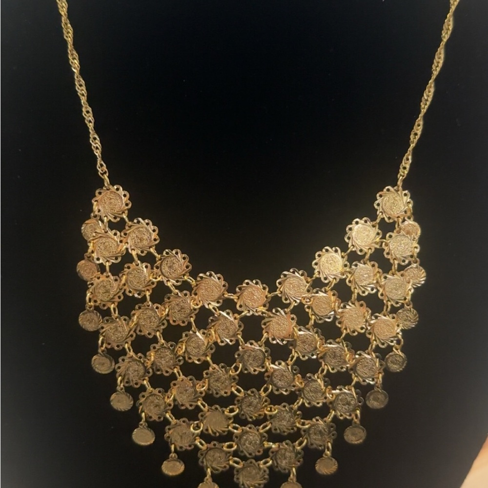 21k Gold plated Filigree Statement Bib Necklace - Women Jewelry - Picture 4 of 4